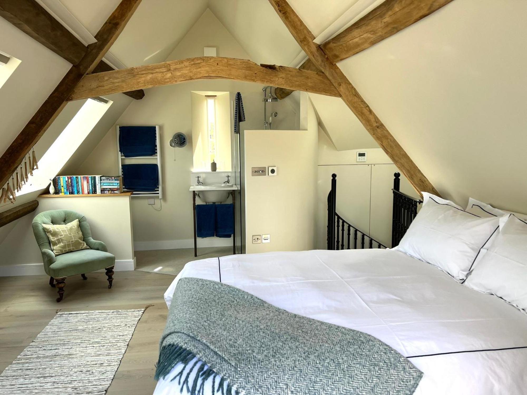 Villa Idyllic Secluded Hideaway With Countryside Views On The Edge Of The Cotswolds Hailey Exterior foto