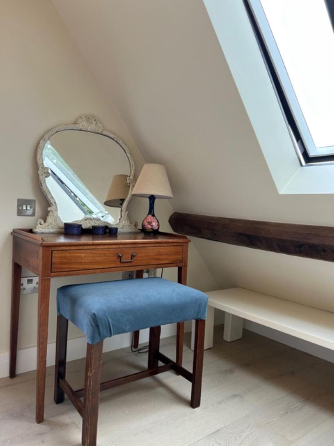 Villa Idyllic Secluded Hideaway With Countryside Views On The Edge Of The Cotswolds Hailey Exterior foto